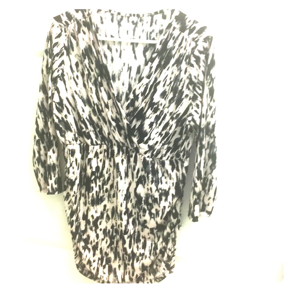 Like new! Motherhood Maternity Dressy Top